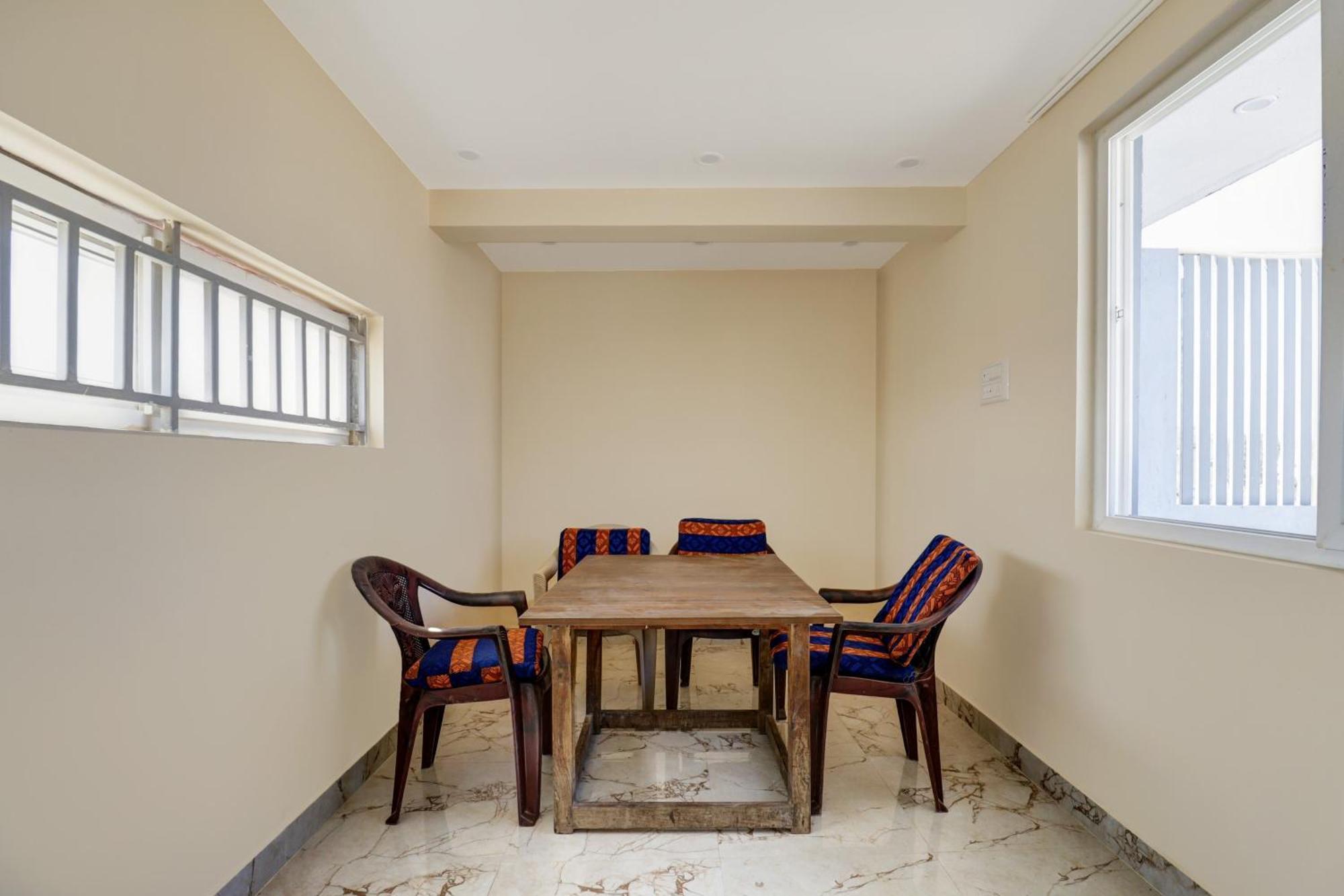Collection O S. M. Village Residency, Near Dsr Elixir, Bidare Agrahara バンガロール エクステリア 写真